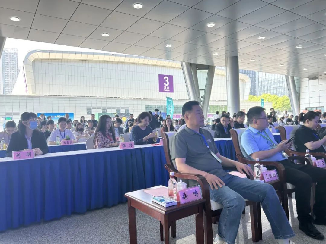 http://www.cn-amd.com/Upload/ueditor/1715570352365464.jpg