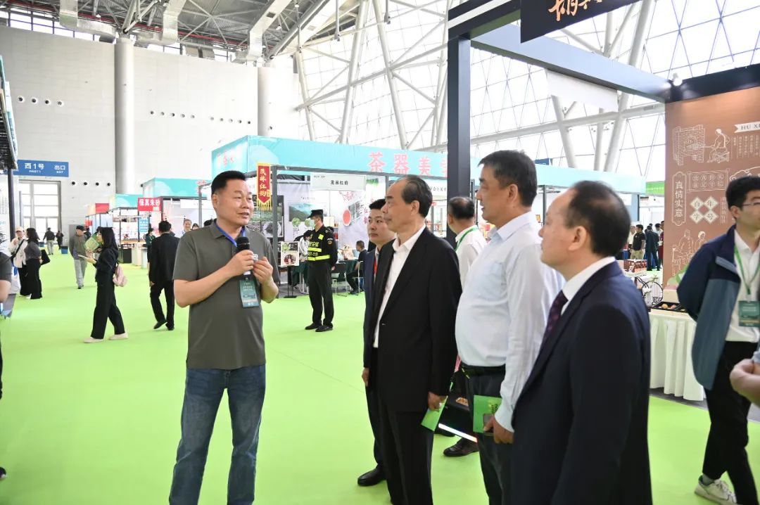 http://www.cn-amd.com/Upload/ueditor/1715570417726756.jpg
