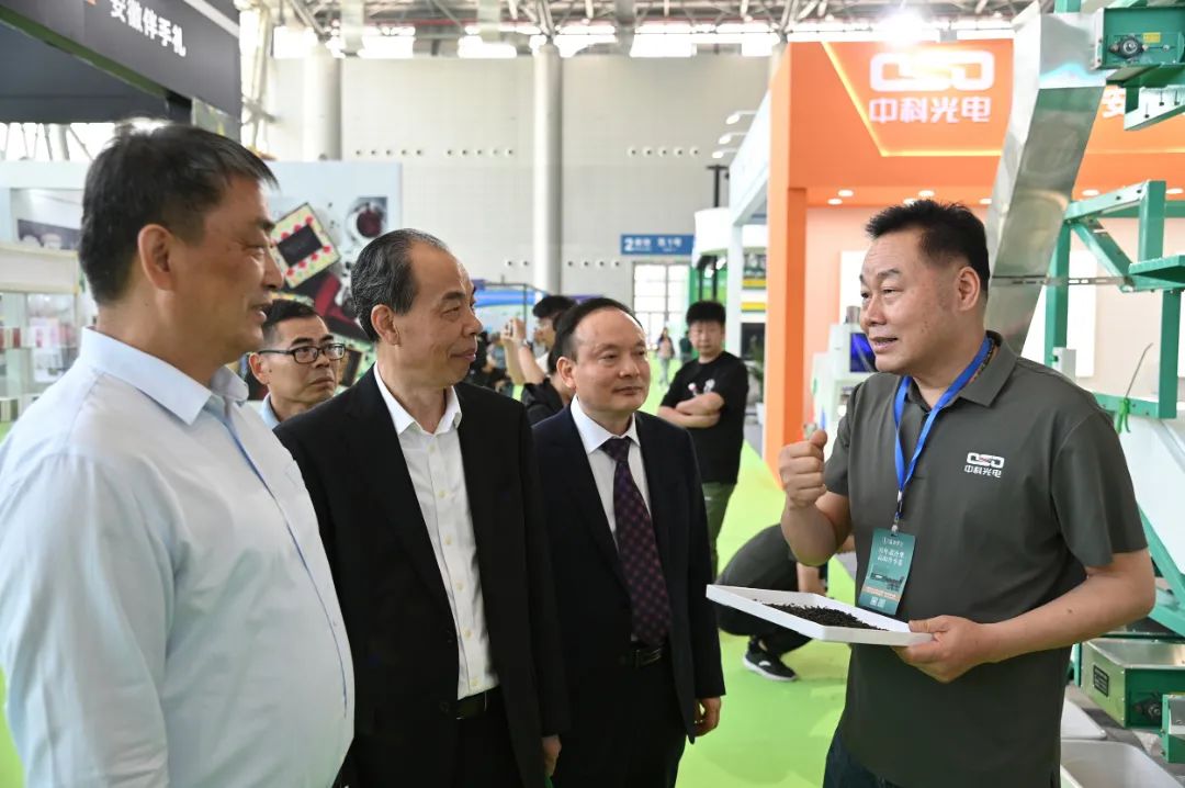 http://www.cn-amd.com/Upload/ueditor/1715570436833320.jpg