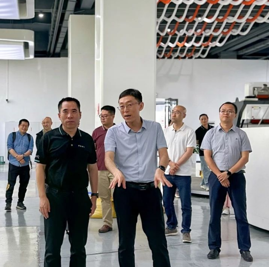 http://www.cn-amd.com/Upload/ueditor/1722409942997280.png