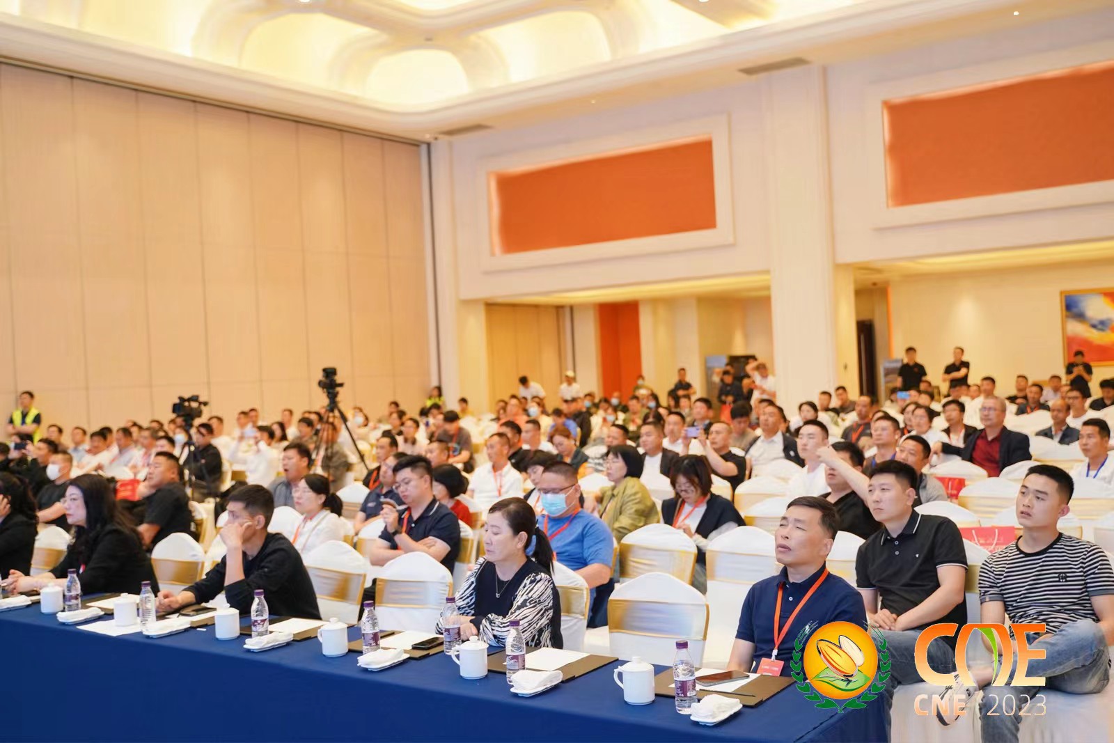 https://www.cn-amd.com/Upload/ueditor/1682229712811519.jpg