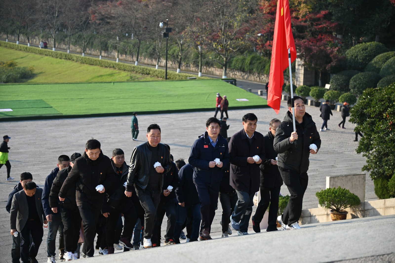 https://www.cn-amd.com/Upload/ueditor/1701756845895323.jpg