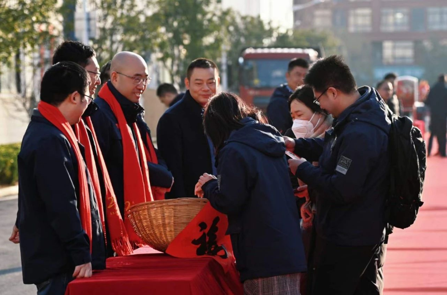 https://www.cn-amd.com/Upload/ueditor/1708328286819691.png