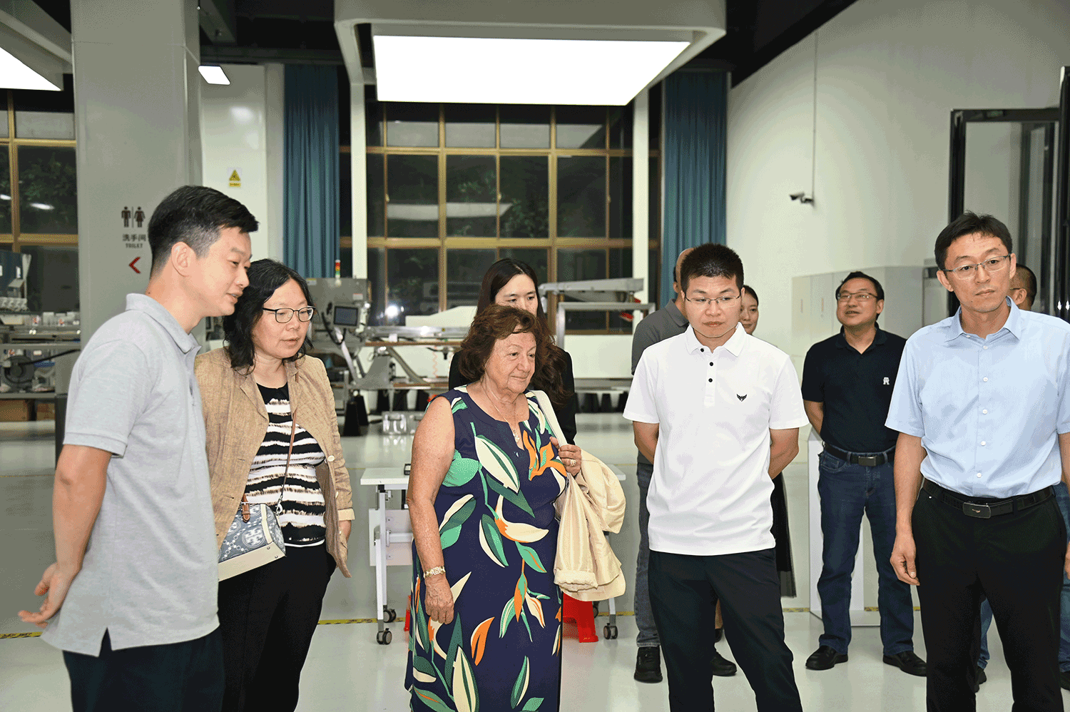 https://www.cn-amd.com/Upload/ueditor/1758787379689141.png